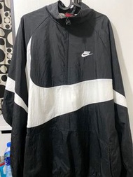 Nike Big logo jacket 黑色風褸 cdg supreme Vans stussy