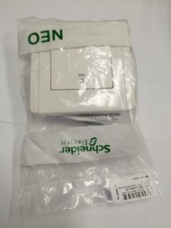 施耐德schneider20A接線蘇曲架掣燈曲