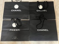 Chanel紙袋四個$130(大尺寸)