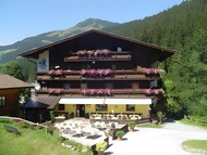 斯坦伯格旅館 (Gasthaus Steinberg)