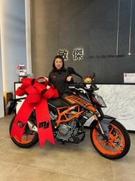 《 康妮賀成交 》恭喜范帥哥！成功入主人生第一台檔車 KTM 250Duke 免頭款免利息輕鬆繳 快聯絡康妮幫您圓夢