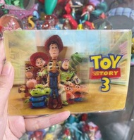 日本絕版立體3D膠片三眼仔胡迪Toy Story 3彈簧狗明信片。泡泡龍火腿豬 。草莓熊Chip n Dale 鋼牙與大鼻奇奇Alice時間兔妙妙貓史迪仔小金Stitch扭蛋公仔Toy  Story 
