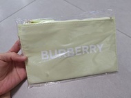 Burberry 淺綠色化妝包