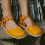 涼鞋、皮革涼鞋、平底涼鞋、零足跟差涼鞋、婚禮涼鞋、赤足涼鞋