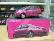 TOYOTA YARIS ECHO 1/18 模型車
