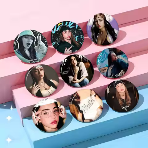 Nicki N-Nicole Singer Creative Pins Funny Round Snap-in Brooch Badge Backpack Hat Accessories Jewelr