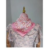 SALVATORE FERRAGAMO 絲巾