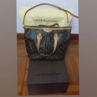 LV PALERMO PM 手袋