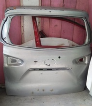 Pintu Bagasi Toyota Sienta