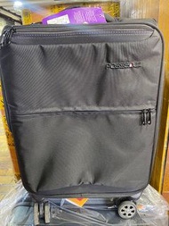 旅行必備   出口日本 超輕身 防水  Posseoez 旅行喼 行李箱 20” hand carry 手提行李 上飛機 超輕 移民 留學 旅行  TSA海關鎖   雙層防爆拉鏈   360°靜音萬向