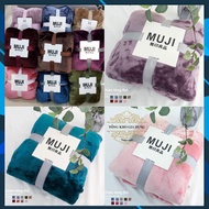 Super soft Muji snow blanket 2m x 2m2 - Super soft 2,3kg blanket