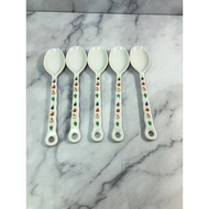 White Ceramic Spoon (D24)