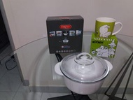 全新 1L 康寧煲 + 1隻陶瓷杯