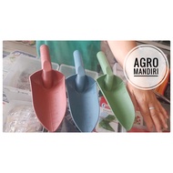 Eska Plastic Mini Garden Shovel For Digging Soil, Planting Media, Garden