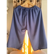 7/8 pants below the knee