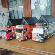 Miniatur Truk Kayu / Truk Oleng