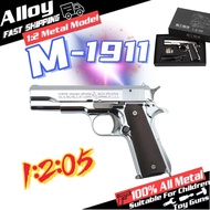 Malaysian best-selling all-metal COLT M-1911 model desktop ornament.