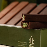 Gradient Chocolate - Dubai Pistachio