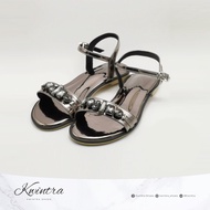 Sandals Blink สีเมทาลิค Kwintra รองเท้ามีเพชรรัดส้น