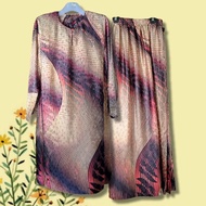 [M-L] Baju Kurung Pesak Biasa Tradisional Satin Matte Hitam Brown Graphic Bundle