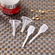 🇲🇾READY STOCK IN M'SIA🇲🇾 Small Plastic For Perfume Diffuser Bottle Mini Liquid Oil Funnels Labs  香水精