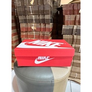 Box_shoes_N1k33_Premium red