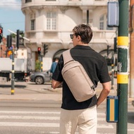 Pacsafe V Tech | 五大專利防盜 斜背包 側背包 10L卡其色 #60221