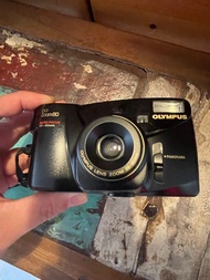 Olympus zoom 80 菲林相機