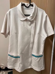 台中弘光科技大學二技日間部護士服二手上衣