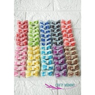 Checkered Ribbon Chin Brooch