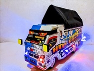 Miniatur truk oleng/Miniatur truk termurah/Mainan anak laki laki/Mainan truk oleng/Mobil truk miniatur/Truk oleng kayu full lampu/Miniatur truk/Miniatur truk plastik/Mobil oleng/Truk oleng