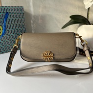 กระเป๋าสะพาย ขนาดเล็ก TORY BURCH BRITTEN CONVERTIBLE CROSSBODY สุดหรูปรับเปลี่ยนลุคกับกระเป๋าถือและส