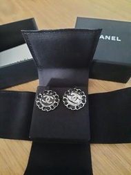 Chanel earrings 耳環 皮穿鏈
