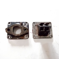 Yamaha RX100 RS100 RS125 Manifold