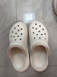 Crocs 厚底白色涼鞋