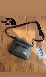 日本預訂 the north face cooler pouch 機能防水斜咩袋