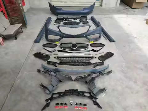 Factory Hot Selling Bodykit for E Class E Class W212 2016 Upgrade to E63 Style Front Bumper Grille D