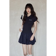 ชุดเดรสคอโปโลสีน้ำเงินเข้มปักลายเอวสูงทรงเข้ารูปสำหรับฤดูร้อน 2025 ของ Ximen เสื้อผ้าทำงานสไตล์เรียบ