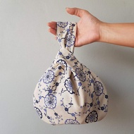 Reversible Japanese knot bag Wrist