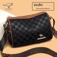 ของแท้ หนัง กระเป๋าสะพายข้าง ผู้หญิง กระเป๋าสะพายทรงหมอนกว้าง สายคล้อง ทันสมัย วัสดุ PVC ซิป ปิด