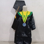 Graduation gown/kindergarten gown.