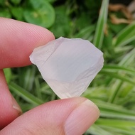 ไวท์ โอปอล White Opal น้ำหนัก 39.35 กะรัต พลอยก้อน ดิบ แท้ ธรรมชาติ พลอยแท้ หินแท้ หินอัญมณี