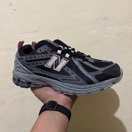 NB 1906R Shoes Size 43 27.5cm