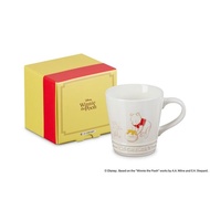 330ML V MUG W WINNIE HONEY DECAL MERINGUE