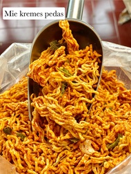 Mie Kremes Pedas 150gr Mie Pedas Renyah