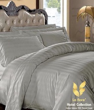 La flore ชุดผ้าปูที่นอนลายริ้วสีเทาอ่อน 5 ฟุต (3 ชิ้น) เกรดโรงแรม ชุดผ้าปูที่นอนสีพื้น ผ้าปูที่นอนรั