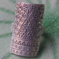 Use with beauty as a valuable souvenir. ring pure silver Thai Karen hill tribe silver hand made Size