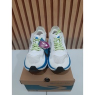 Original 910 Nineten Geist Ekiden Hyperpulse Running Shoes