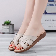 Scholl Women's Flats & Sandals - White