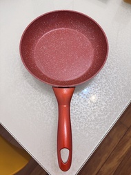 康寧Pyrex 24cm 易潔煎pan